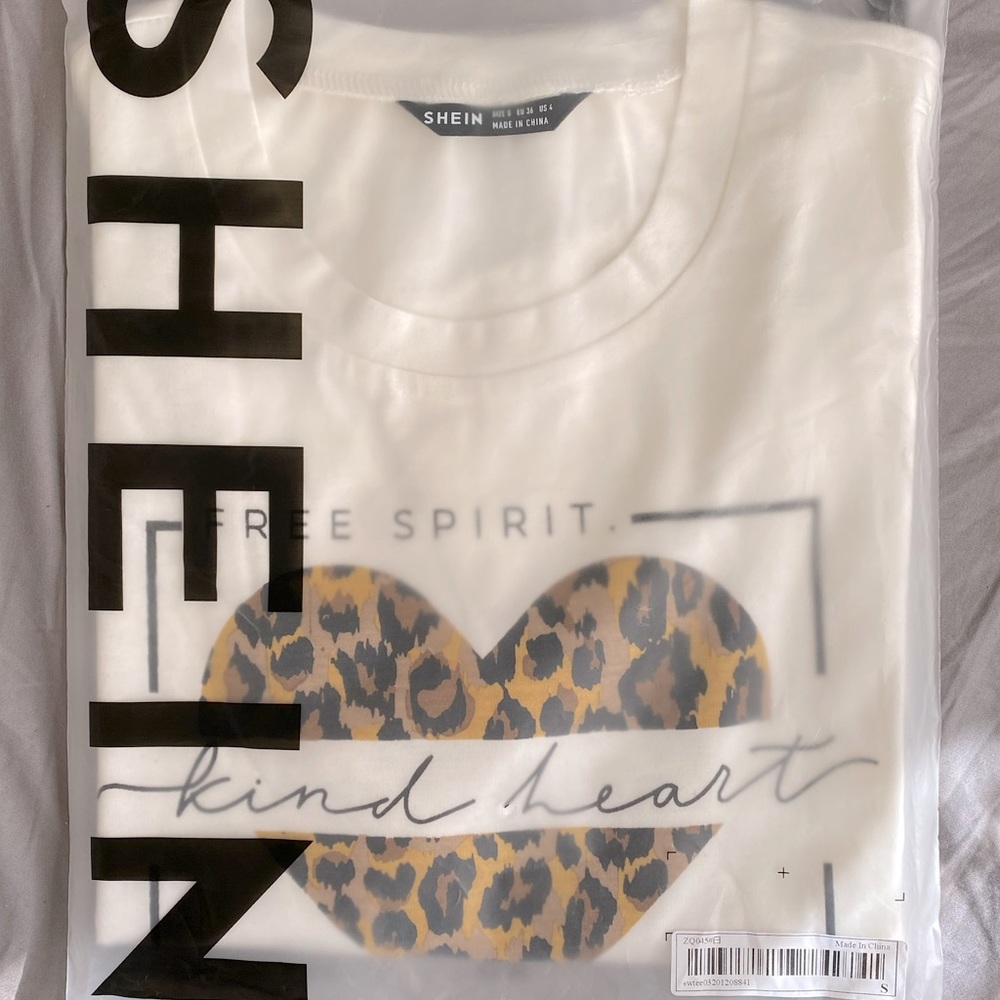 Kind Heart T-Shirt NWT - Picture 4 of 6